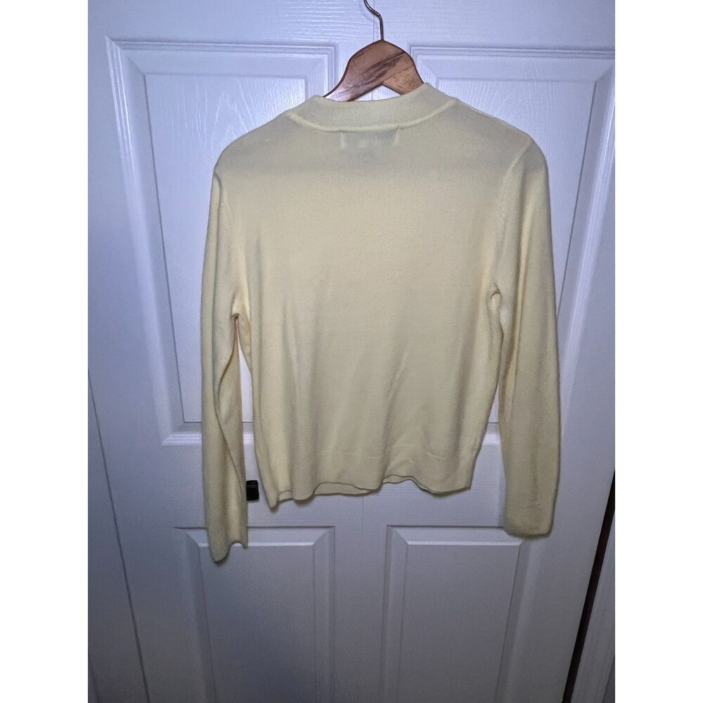 Sag Harbor Womens Yellow Knit Sweater Medium Long Sleeve Soft Lightweight
